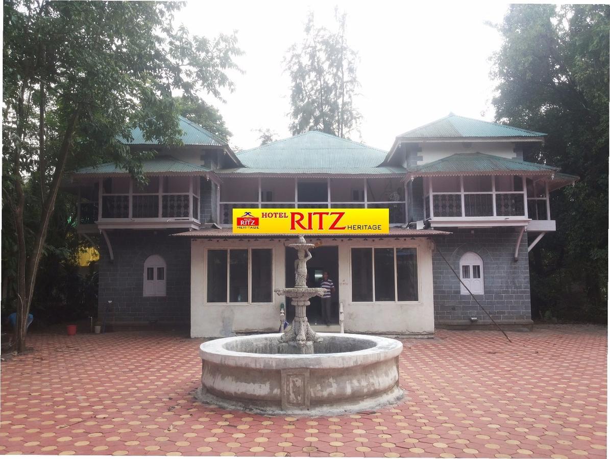 Oyo 11395 Hotel Ritz Heritage Lonavala Eksteriør bilde